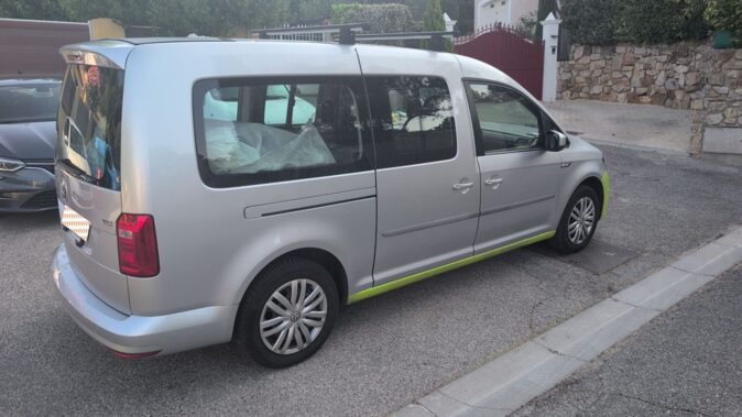 VOLKSWAGEN VOLKSWAGEN CADDY 4 TDI  7 places image