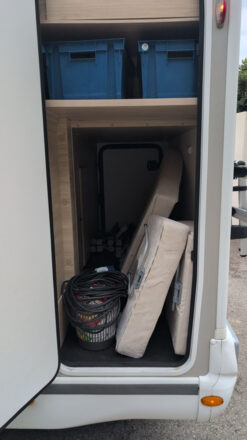 Ford Chausson Transit image
