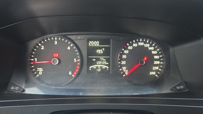 Volkswagen  Transporter 6 image
