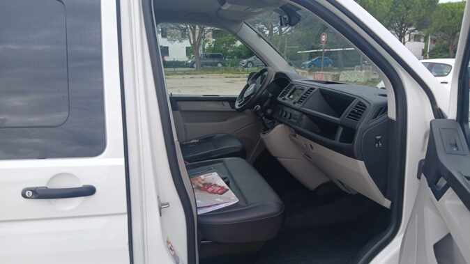 Volkswagen  T6 image