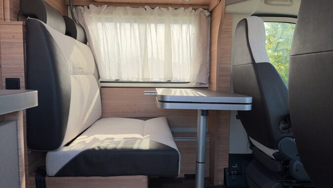 WEINSBERG FIAT 21.2 140 CV CARACOMPACT 600 MEG EDITION PEPPER image