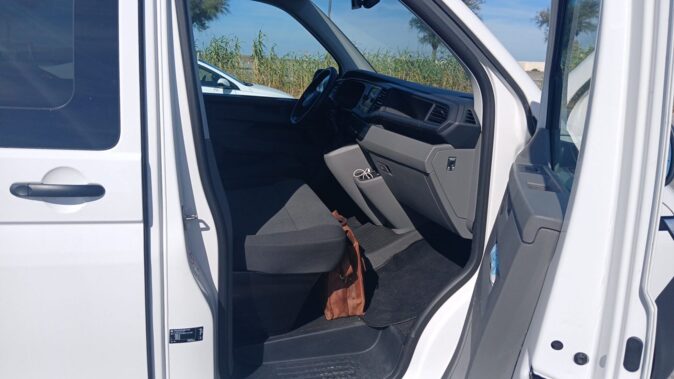 VOLKSWAGEN SERGE PROPOSE TRANSPORTER T6.1 image