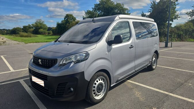 PEUGEOT EXPERT 2016 2.0 BLUEHDI 180 CH EU6 EAT6 PREMIUM PACK STD 2.7T IROISE PEUGEOT EXPERT image