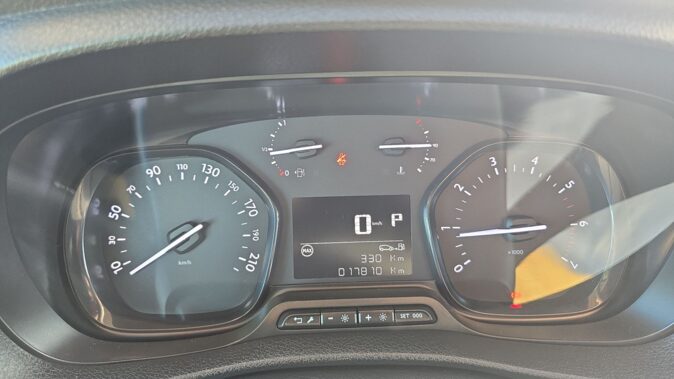 PEUGEOT EXPERT 2016 2.0 BLUEHDI 180 CH EU6 EAT6 PREMIUM PACK STD 2.7T IROISE PEUGEOT EXPERT image