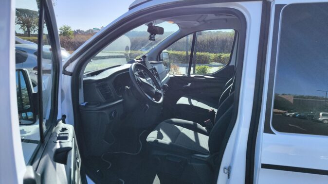ford Panama P10 Transit Custom image