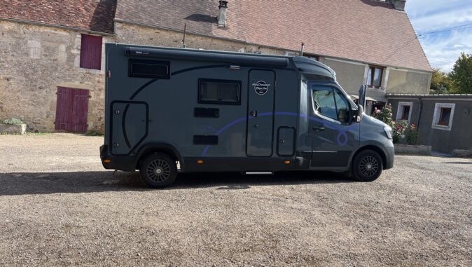 Renault Chausson Master image