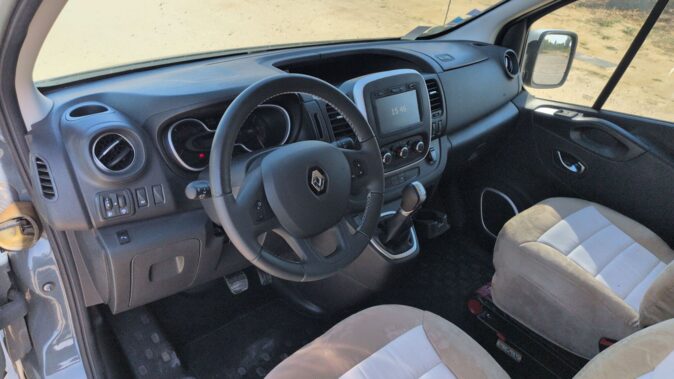 RENAULT Glénan Concept Cars Horizon Van 4 TRAFIC III 2l DCI 145 CV image