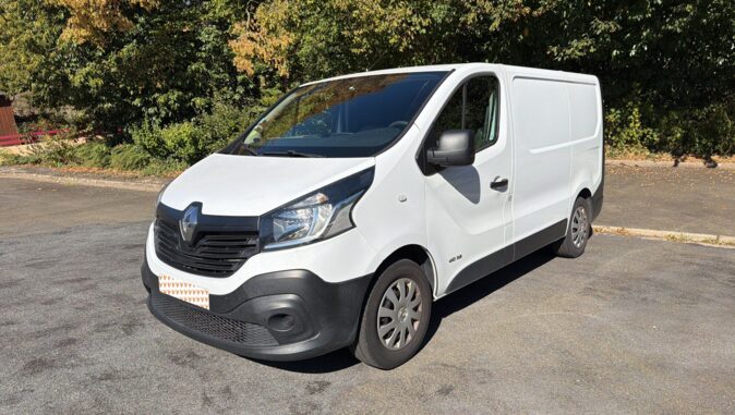 RENAULT RENAULT TRAFIC III 1.6 DCI 115 CH EU5+ CONFORT L1H1 2.8T image