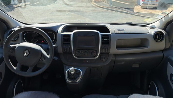 RENAULT RENAULT TRAFIC III 1.6 DCI 115 CH EU5+ CONFORT L1H1 2.8T image