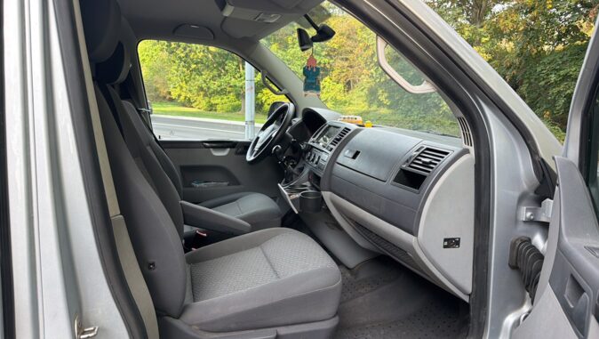 Volkswagen __BRANDLESS__ TRANSPORTER (T5) image