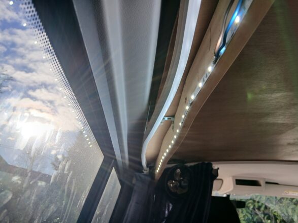 Volswagen VOLKSWAGEN T6 image