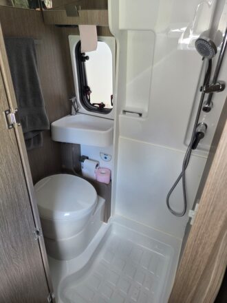 FIAT DUCATO III 2.0 MULTIJET 115 CH EU6 33 3.3T CHAUSSON TWIST V594 image