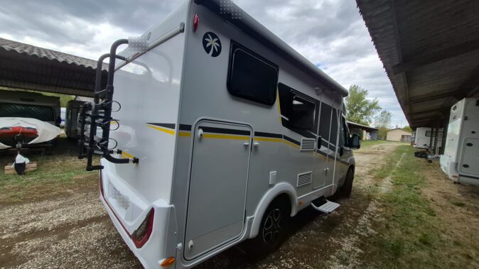 FIAT DUCATO III 2.3 MULTIJET 148 CH EU5+ 3.5T SUNLIGHT PROFILES T 60 image