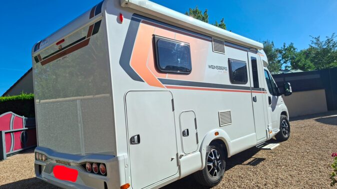 WEINSBERG FIAT 21.2 140 CV CARACOMPACT 600 MEG EDITION PEPPER image