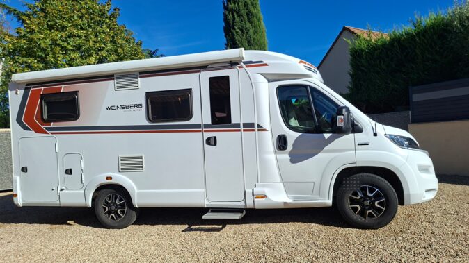 WEINSBERG FIAT 21.2 140 CV CARACOMPACT 600 MEG EDITION PEPPER image