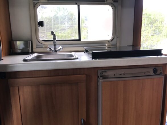FIAT DUCATO II 2.3 JTD 130 CV EU4 3.3T ELNAGH BARON 580 L image