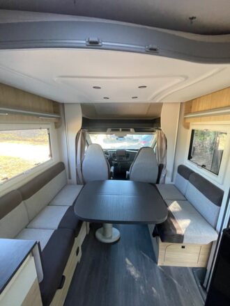 Ford Chausson Transit image