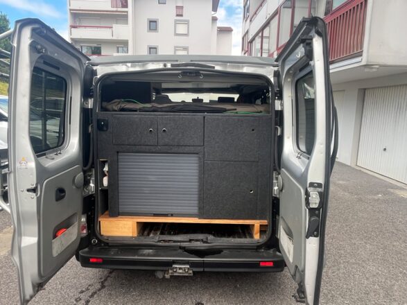 Renault Reimo Trafic image