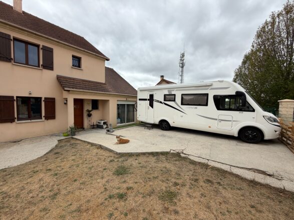 FIAT DUCATO III 2.3 MULTIJET 130 CV EU6 35L 3.5T MC LOUIS NEVIS 22 GOLD image