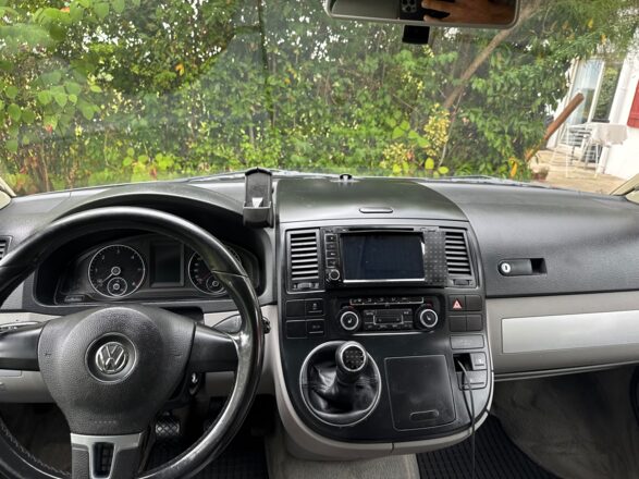 VOLKSWAGEN TRANSPORTER (T5) 2.0 TDI 140 CH 3.0T VOLKSWAGEN CALIFORNIA CONFORTLINE image