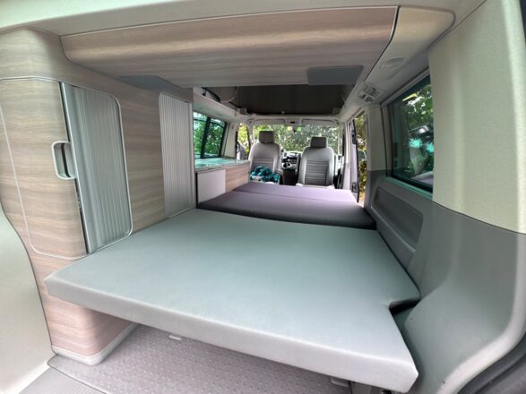 VOLKSWAGEN TRANSPORTER (T5) 2.0 TDI 140 CH 3.0T VOLKSWAGEN CALIFORNIA CONFORTLINE image