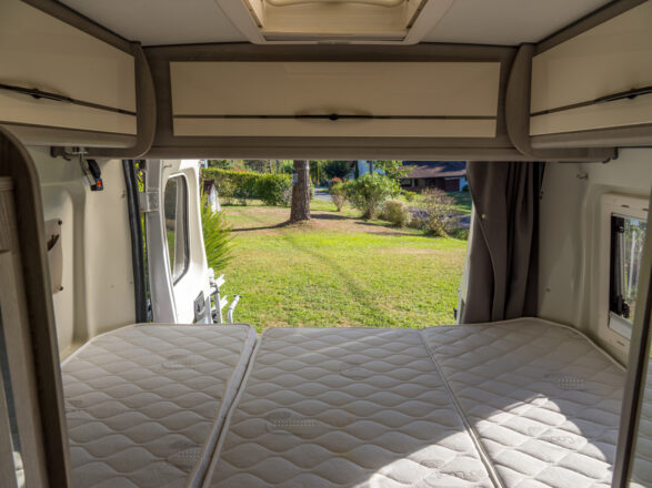 FIAT DUCATO II 2.3 JTD 150 CH 3.5T FONT VENDOME SEJOUR LEADER CAMP image