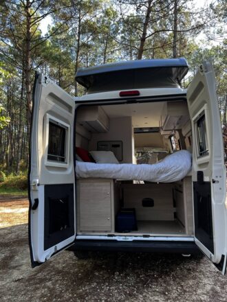 Citroen BURSTNER Campeo Black Forest image