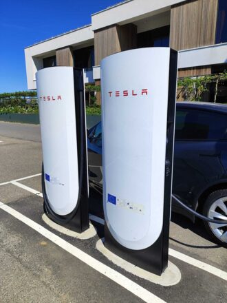TESLA TESLA Y grand autonomie traction integrale image