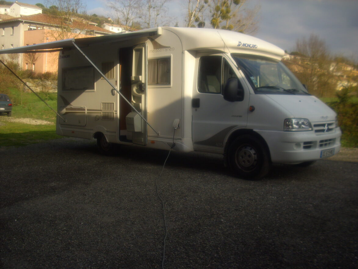 photos.external
