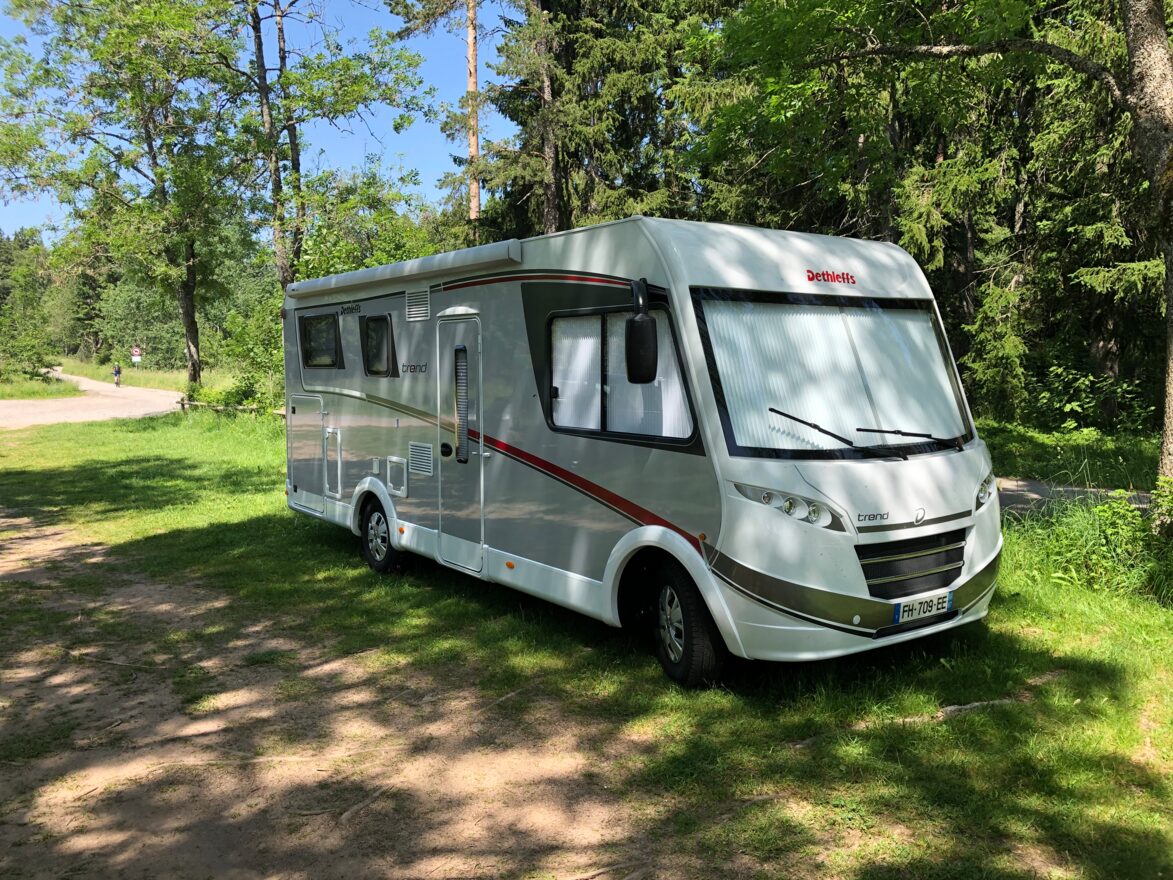 photos.external