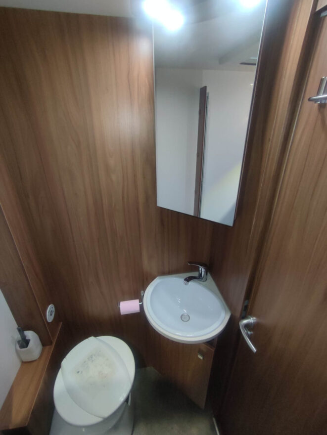 photos.bathroom