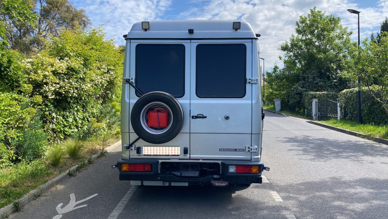 photos.external