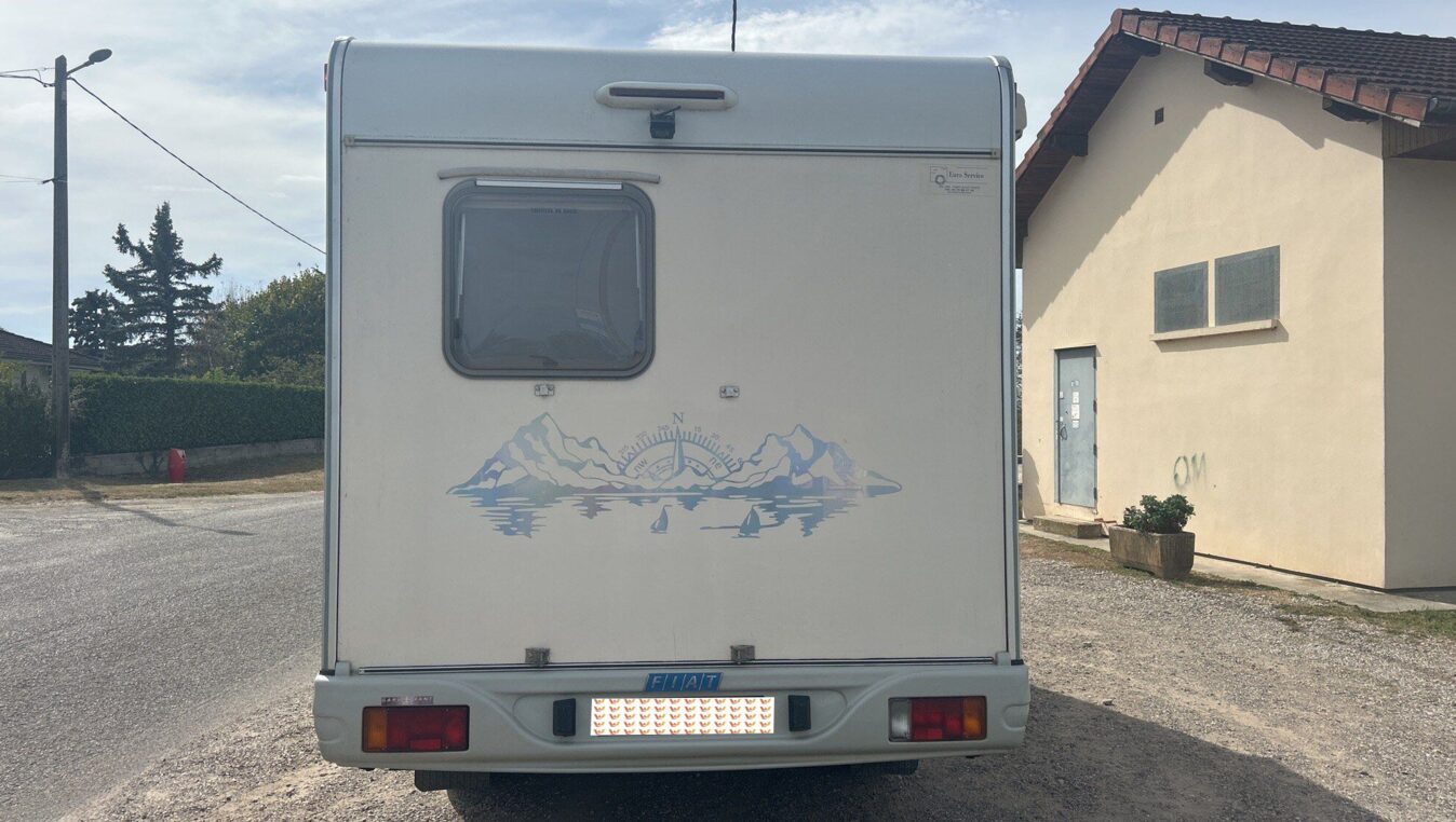 photos.external