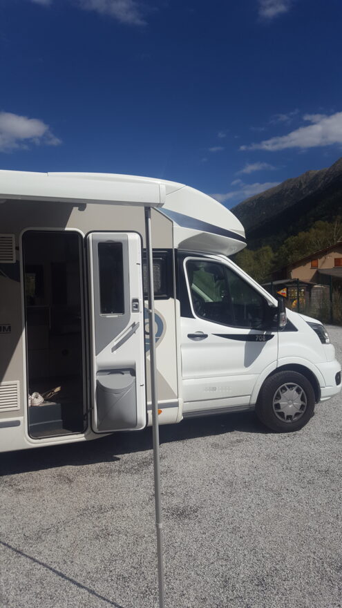 photos.external