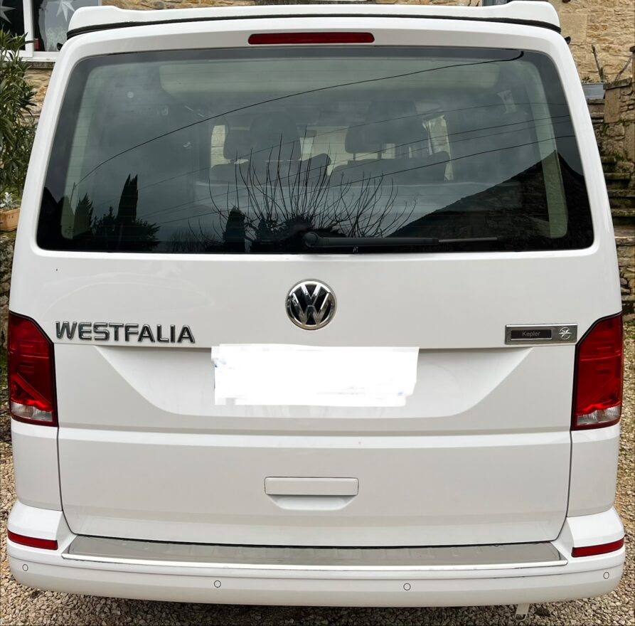 photos.external