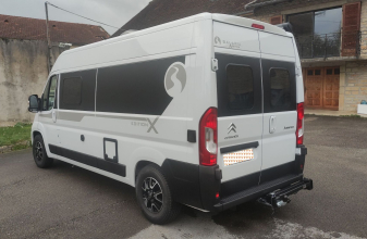 photos.external