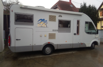 photos.external