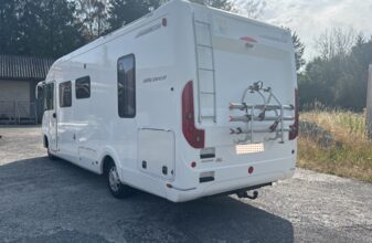 photos.external