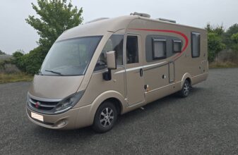 photos.external