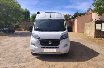 photos.external