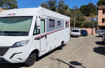 photos.external