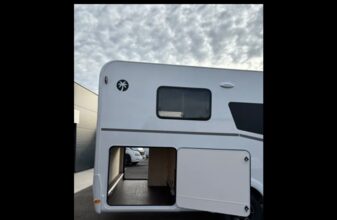 photos.external