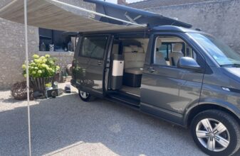 photos.external
