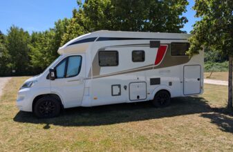 photos.external